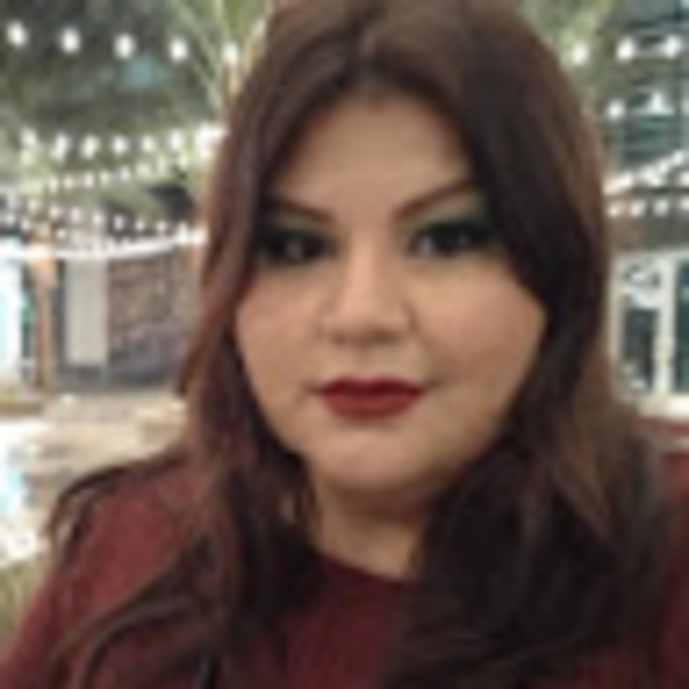 Meet your Posher, Nina